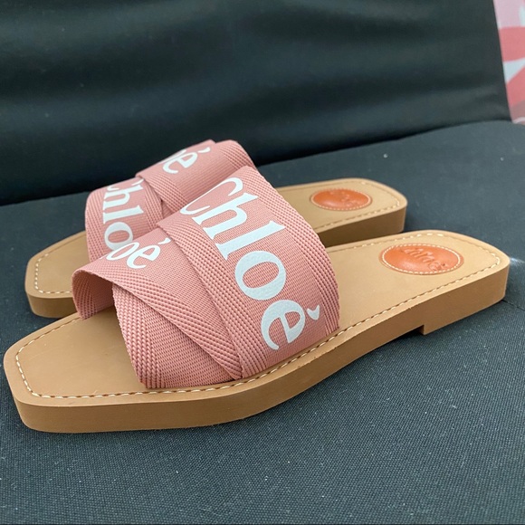 ❌ SOLD ❌ Chloé Woody Ribbon Logo Sandals Pink - Picture 5 of 12